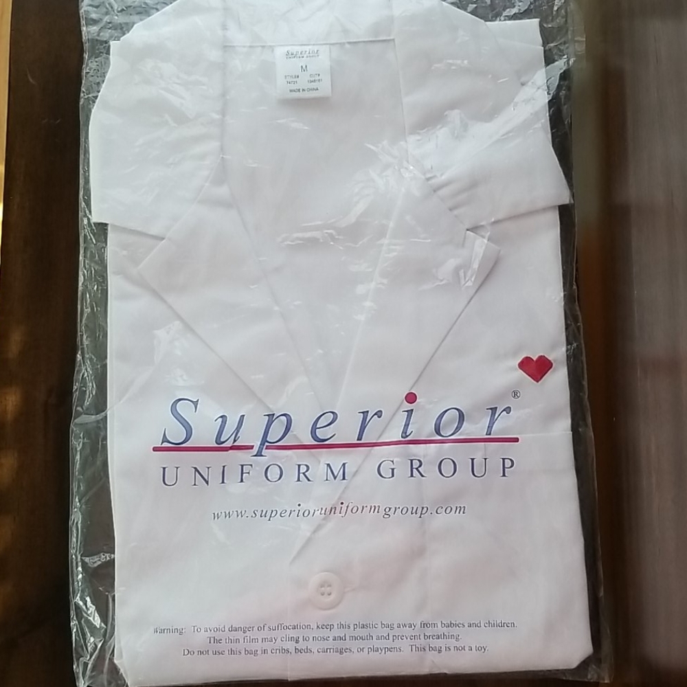 Pharmacy Coat - Short Sleeve - Size M -NWT
